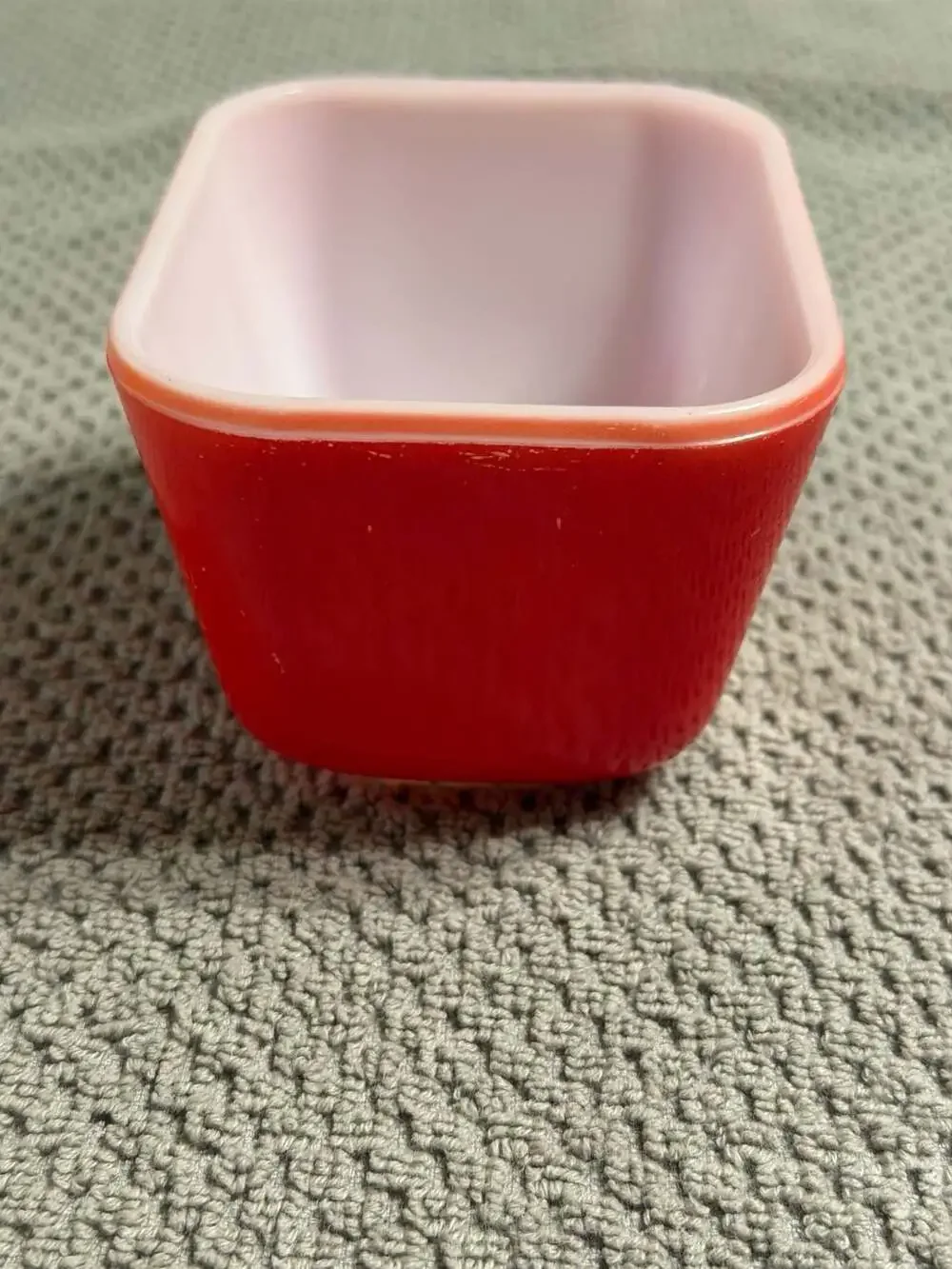 Vintage Pyrex 501 1.5 Cup Refrigerator Dish Set - Yellow, Red, Blue